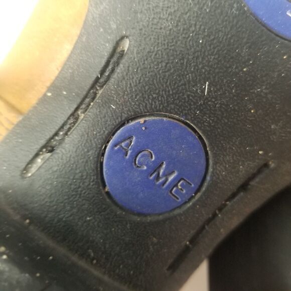 Tannish Brown ACME Leather Lace Up Boots for Women. SIZE 6M. Good condition. - Picture 15 of 16